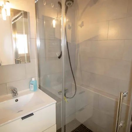 شقة Cosy For 2 People Saint-Raphaël